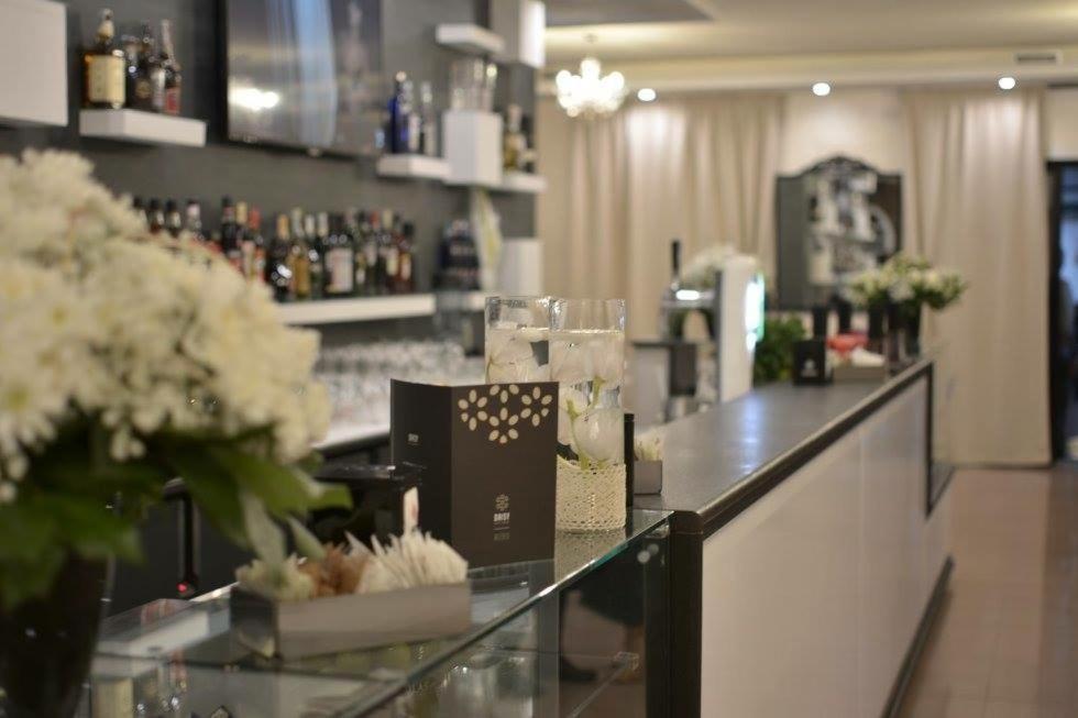I Gerani Bed & Breakfast Боза Екстериор снимка