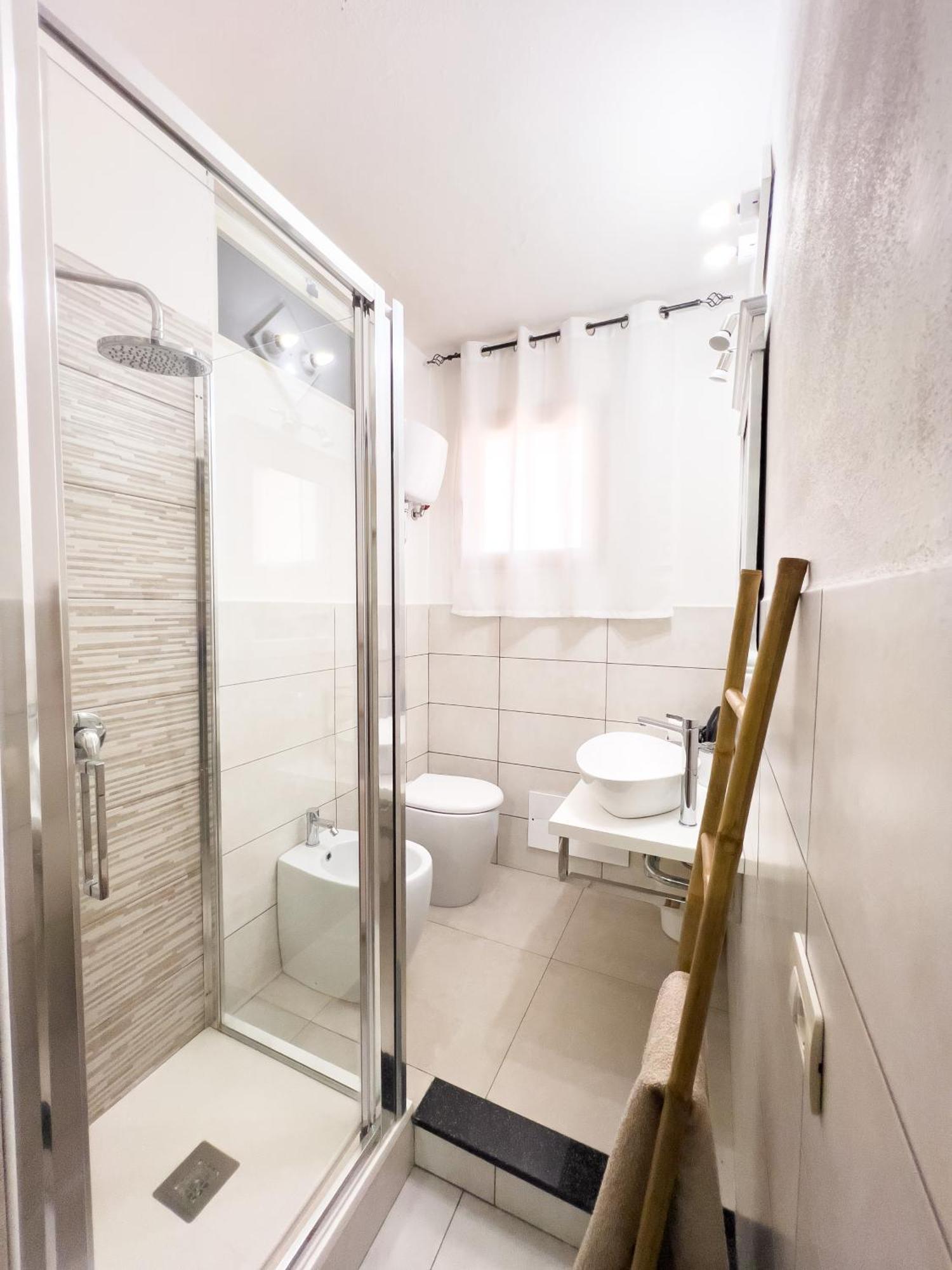 I Gerani Bed & Breakfast Боза Екстериор снимка